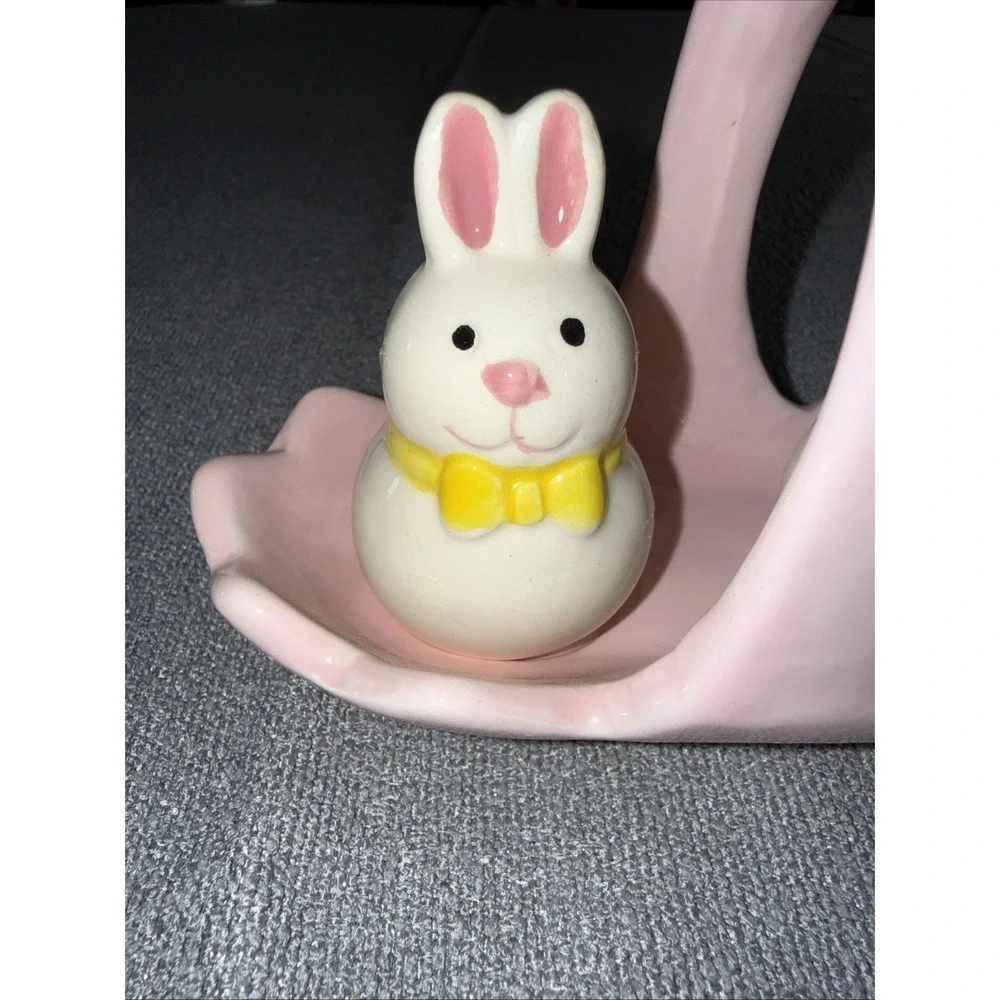 Bunny Salt‎ & Pepper Shakers with Basket Holder